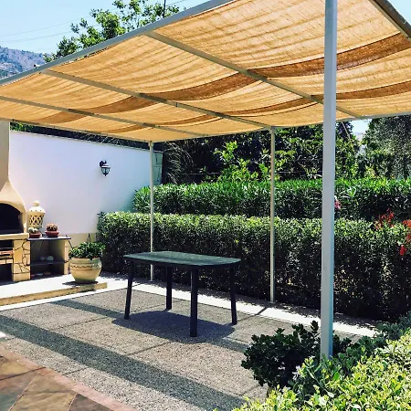 펜션 Marcione Garden & House